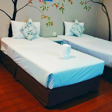 Color Ville Hotel Sha Certified Sakon Nakhon Eksteriør billede
