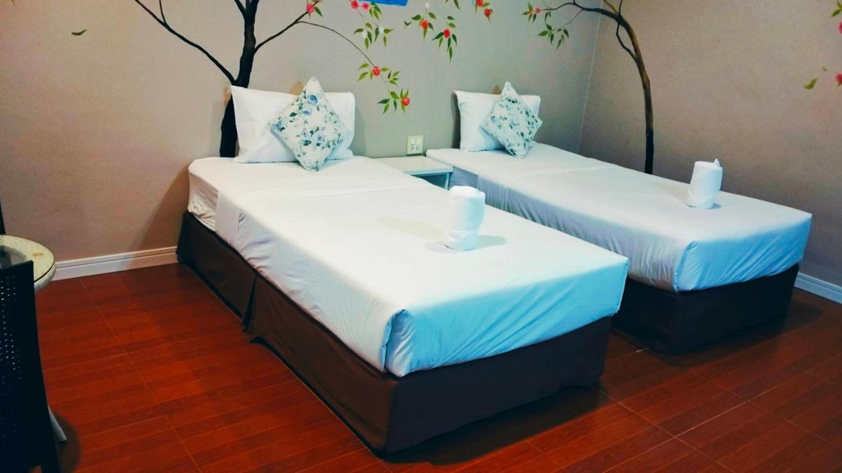 Color Ville Hotel Sha Certified Sakon Nakhon Eksteriør billede