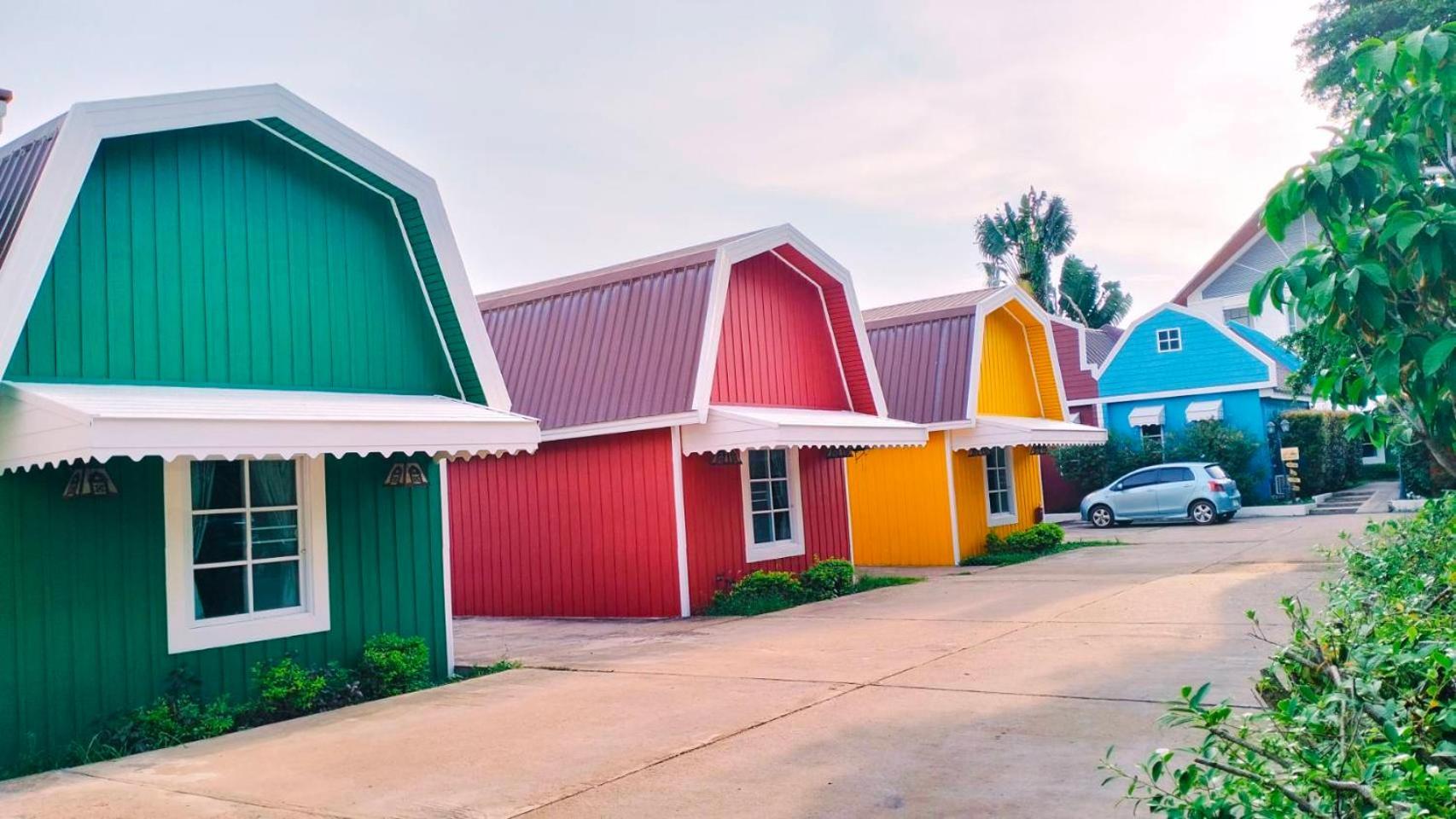 Color Ville Hotel Sha Certified Sakon Nakhon Eksteriør billede