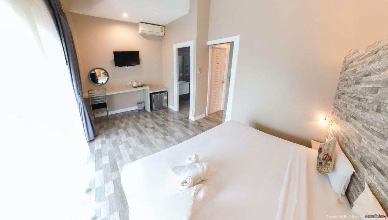 Color Ville Hotel Sha Certified Sakon Nakhon Eksteriør billede